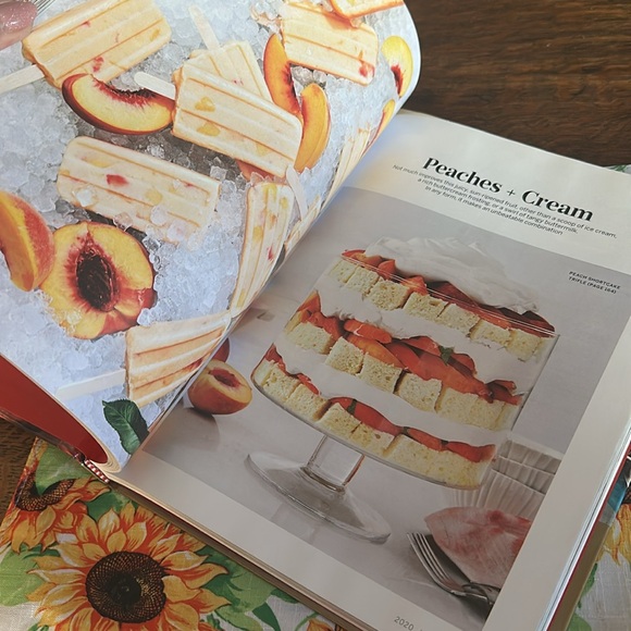 Southern Living Festive Red and White Cookbook - Picture 3 of 4